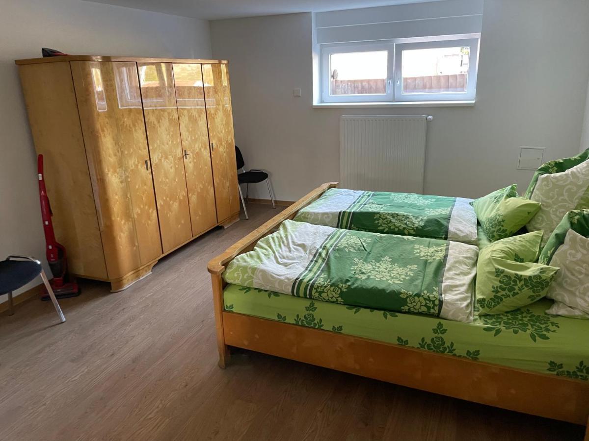 Ferienwohnung Im Gruenen Lebach Bagian luar foto